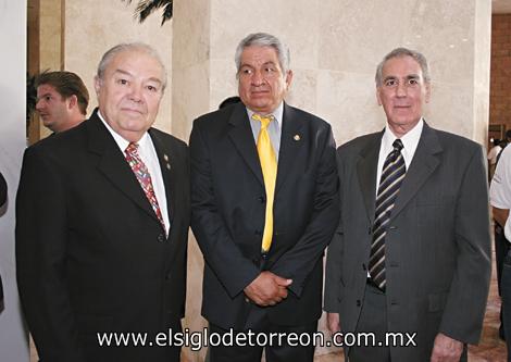 Ángel Morales, Juan A. Zapata y René Nahle