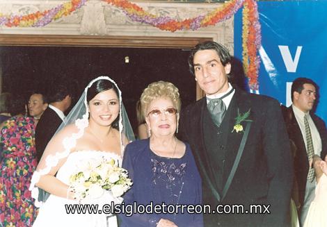 Martha Yánez Mortera, Le Roy H. Briggs Murillo y la abuelita Ninfa Samper de Murillo