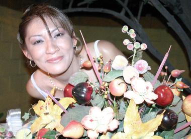 Cynthia Yolanda Onofre disfrutó de una fiesta de despedida en días pasados.