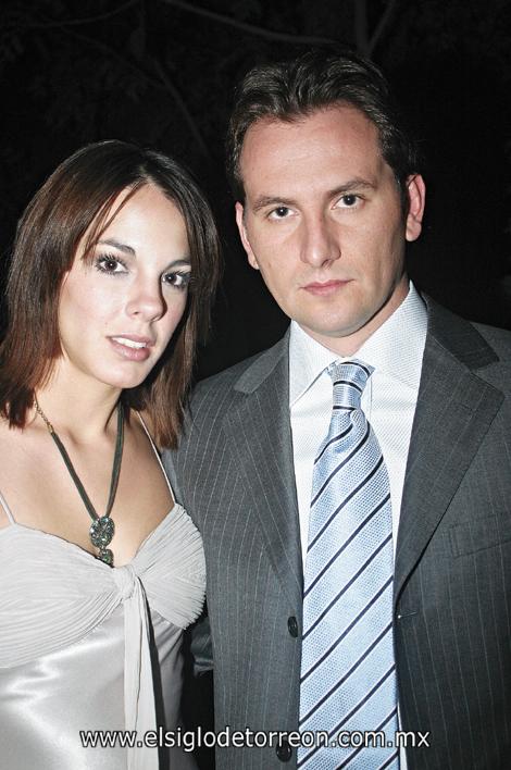 Ana Paola Gaona y José Luis Chapoy