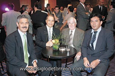 Oscar A. Ortega Duran, Jorge Darwich Darwich, Víctor Campos De la Peña y Ernesto López Campos