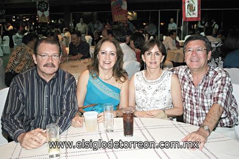 Jorge González Rubio, Paty de González Rubio, Lilin de Sánchez y Daniel Sánchez Alvarado