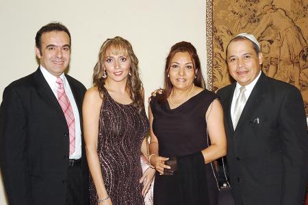 Ignacio Aguilera, Beatriz P. de Aguilera, Olga G. de Darwich y Jorge Darwich.