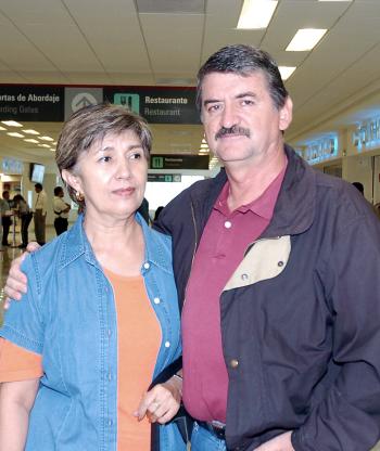 René Orozco y María Guadalupe Orozco viajaron a la Ciudad de México.