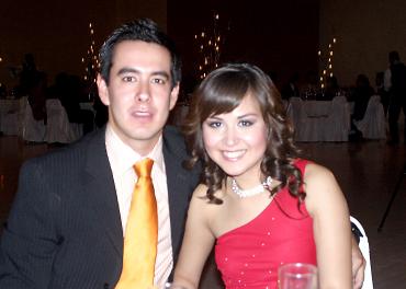 Arturo Zarzosa y Alejandra Cabrera.