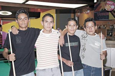 Héctor y César Ramón Antúnez, Luis Ángel y Juan Antonio Soto.