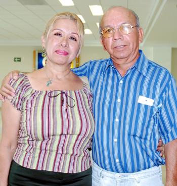 José Luis y Olga viajaron a Mazatlán.