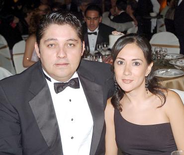 Julio Galván Maycotte y Diana Barrios.