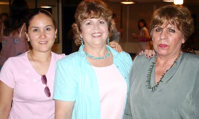 Quechu Solís de Álvarez, Rosaura Balderas y Karina Soto Rodríguez.