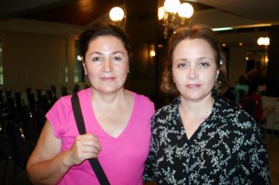 09 de agosto 2005
Tere Gutiérrez y Carmelita Aguirre Garza..jpg