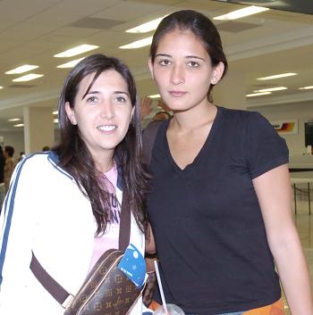 Mariana Arévalo y Yéssica González viajaron a la Ciudad de México.