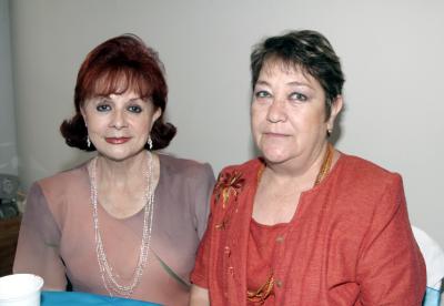 Chela de Fernández y Celia de Ortiz.