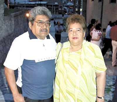 José Luis Grijalva y Rita Cardona de Grijalva.