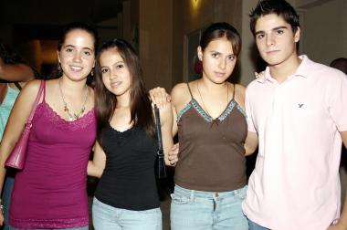 Nuria González, Marcela Castañeda, Saira Aguiñaga y Miguel Roque