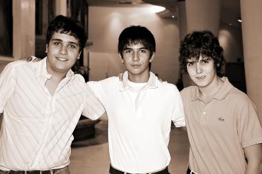 Arturo Verano, Marco Hernández y Roberto González.