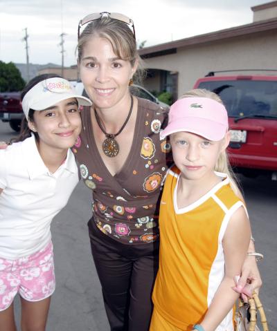 15 de agosto 2005
Olga Sánchez, Mónica Garza e Isabel Máynez.