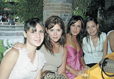 Mayra García, Silvia Dávila, Raquel Lavín, Susana Garza.