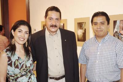 Ana Sofía García Camil, Héctor Castillo y Miguel Canseco.