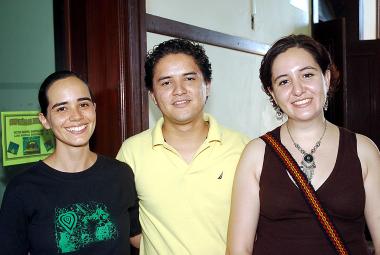 Tania Ruvalcaba, Román Eguía y Patricia Hernández.