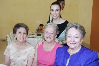 Cuquita Franco de Quiroga, Ema Galán Dinlger, Martha Galán de Flores y Diana Ciret Galán.