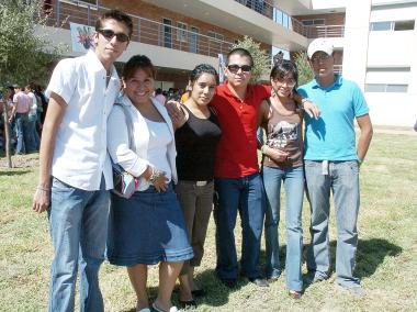 Julieta Velásquez, Alejandro de León, Diana Orona, Manuel López, Flor Alicia Guerrero y Carlos García.