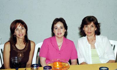 Emma de De la Peña, Beatriz G. de Murra y Cristina A. de Algara.