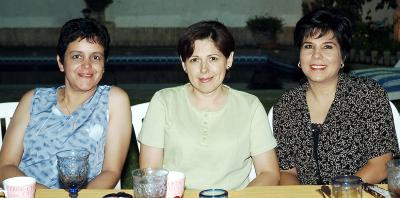 Paty Venegas, Sandra Nájera y Mayté Abraham.