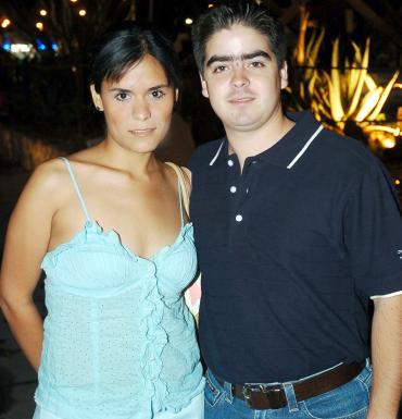 04 de septiembre 2005
Sofía Sarmiento Rodríguez y Carlos Niño de Rivera.