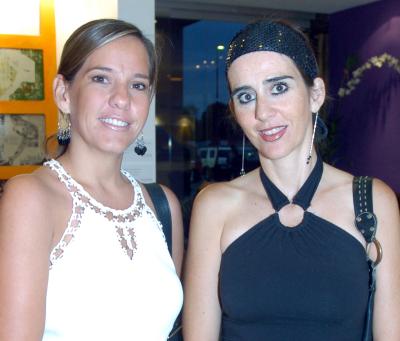 Rosy Rodríguez y Leonor Salas de Lugo.