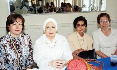 Ana Isabel Saldaña Villarreal, Olivia de Arriaga, Margarita de Saldaña y Josefina de Gamboa.