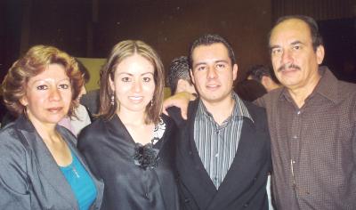 Carmen Ochoa, Nadia, Néstor y Gerardo Jaramillo.