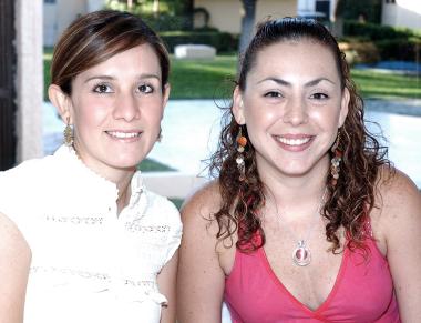 Mayté Reyes y Adriana Ortega.