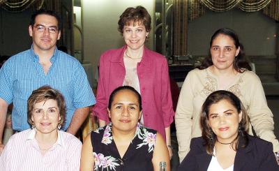 09 de septiembre 2005
Concha Harper, Alicia Luévano, Patricia Espadas, Rafael García, Susana Estens y Gabriela Lazalde.