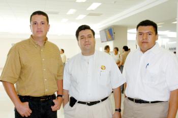 Manuel  Carrillo, Omar Valdez y Arturo Olivares viajaron al DF.