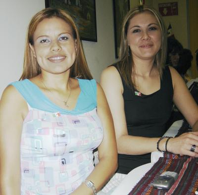 Martha Arreola y Ana Laura González.