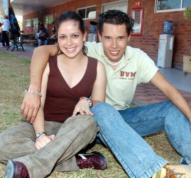 Mary Gaby Gómez y Jorge Armando Lozano.