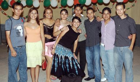 Carlos de Alba, Ana Álvarez, Chantal González, Jéssica Domínguez, Daniel Pérez, Raúl Adame, Miriam Onofre, Roberto Rosales y Pavel Girmaldo.