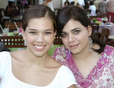 20 de septiembre 2005
Lorena de Gutiérrez y Loretta Zablah.