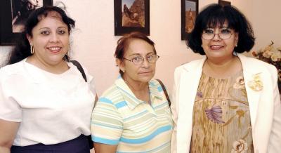 Angelina Sotomayor, Irene Martínez e Irma Ezquivel.