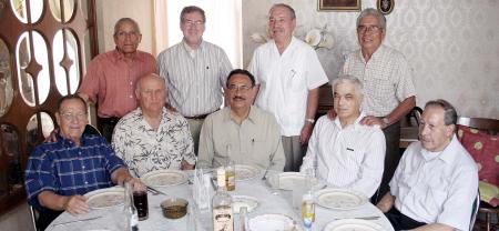 Leopoldo García, Sergio de la Garza, Jesús Martínez, Eduardo Martínez, Agustín Calderón, Jesús Pedroza, Gabriel de León, Carlos González y Antonio Luna.