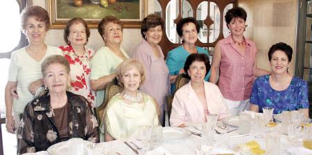 24 de septiembre 2005
 Georgina de García, Covadonga de Del Moral, Yolanda de Pedroza, Elva de González, Rosario de De la Garza, Olga de Calderón, Cuquita de Martínez, Rosario de Martínez, Pily de León y tere de Luna.