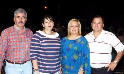 Guillermo Félix, Mónica Cueto de Félix, María Luz Cabrero y Raúl González.