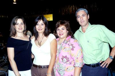 Mary Carmen de la Parra, Dora Sánchez, Sara Molina y Fernando Velázquez, convivieron alegremente.