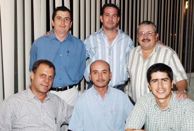 David Murra, Ricardo Gamboa, Marcelo Obeso, Eduardo Martínez, Alberto González y Jorge Sánchez.