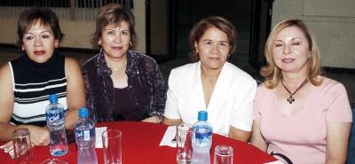 Martha Bustos, Chelito de Alba, Lety Palacios y Blanca Bustos.