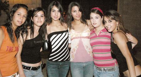 Gaby García Margarita López, Ileana Soto, Marucarmen Milán, Marcela Villarreal y Mariam Gidi.