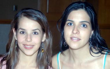 Claudia de Garza y Ana Claudia de Regueiro.