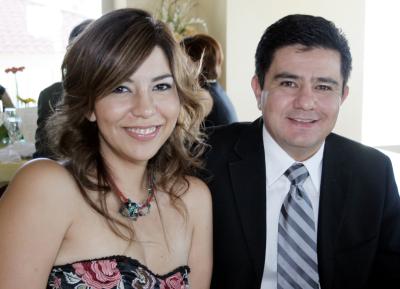 Mayra Rodríguez y José Lee Chibli