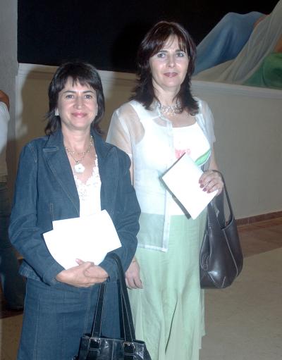 Leticia García Valdés y Goergina Salazar.