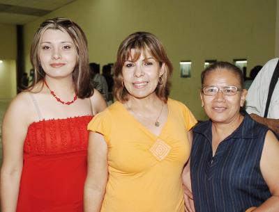 Marisol García, Senorina Pacheco y María Olivia López.